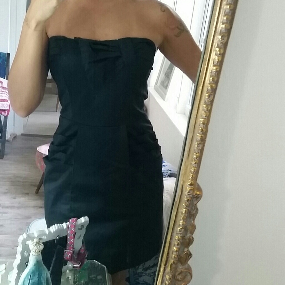 Exclusive Black coquitel dress